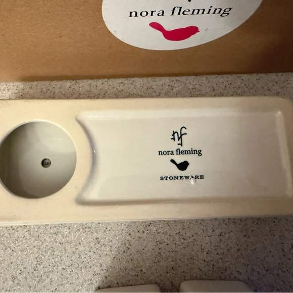 NWT Nora Fleming pinstripes salt & pepper shakers - Picture 4 of 4